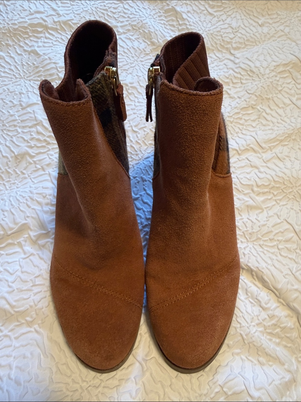 Toms Chestnut Brown Suede Ankle Booties
